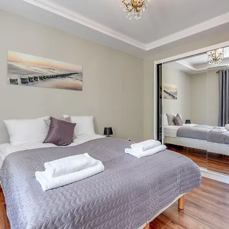 Costa Brava - Ekonomiczne noclegi w Sopocie by Lion Apartments-3